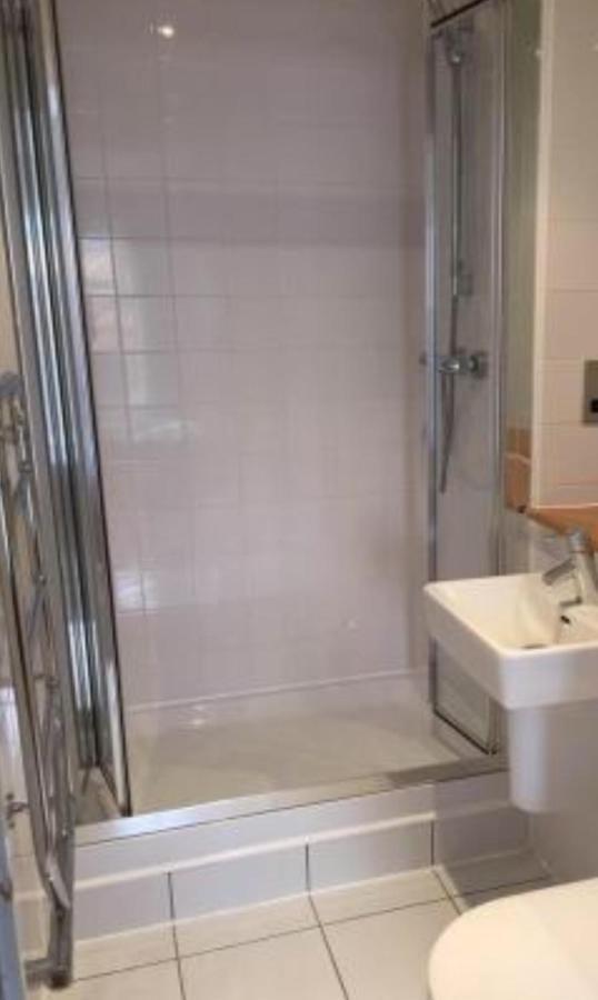 Rooms In City Centre Кардіфф Екстер'єр фото